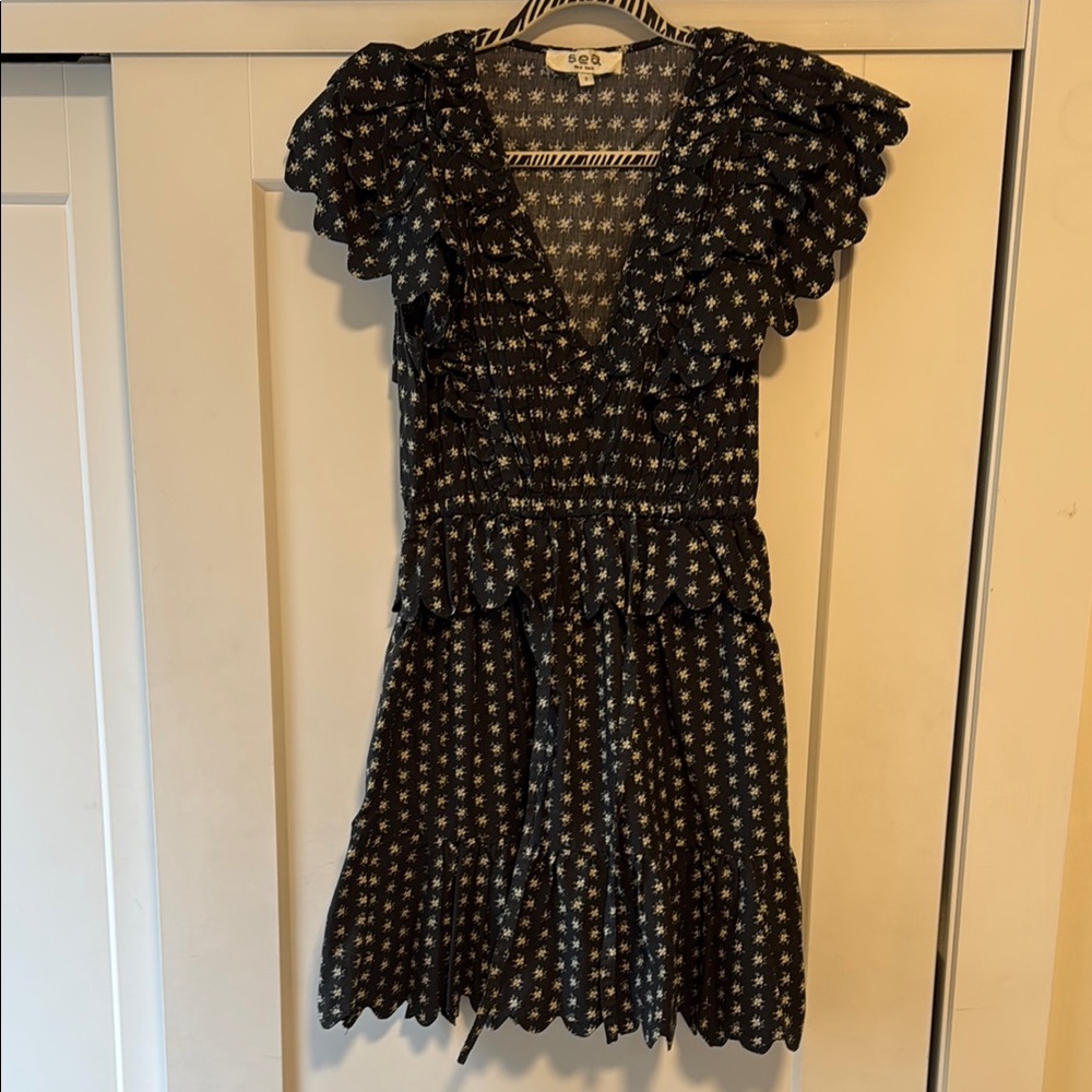 Sea Black Dress with White Floral Patterns